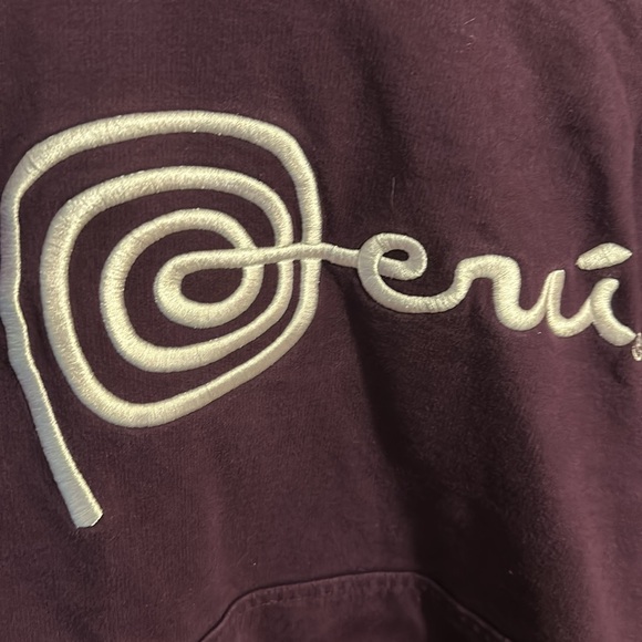 Purple hoodie from Peru - Picture 2 of 7